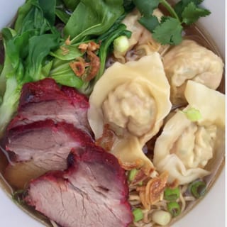 N11-  Wonton Noodle Soup - Mì Hoành Thánh Xá Xíu