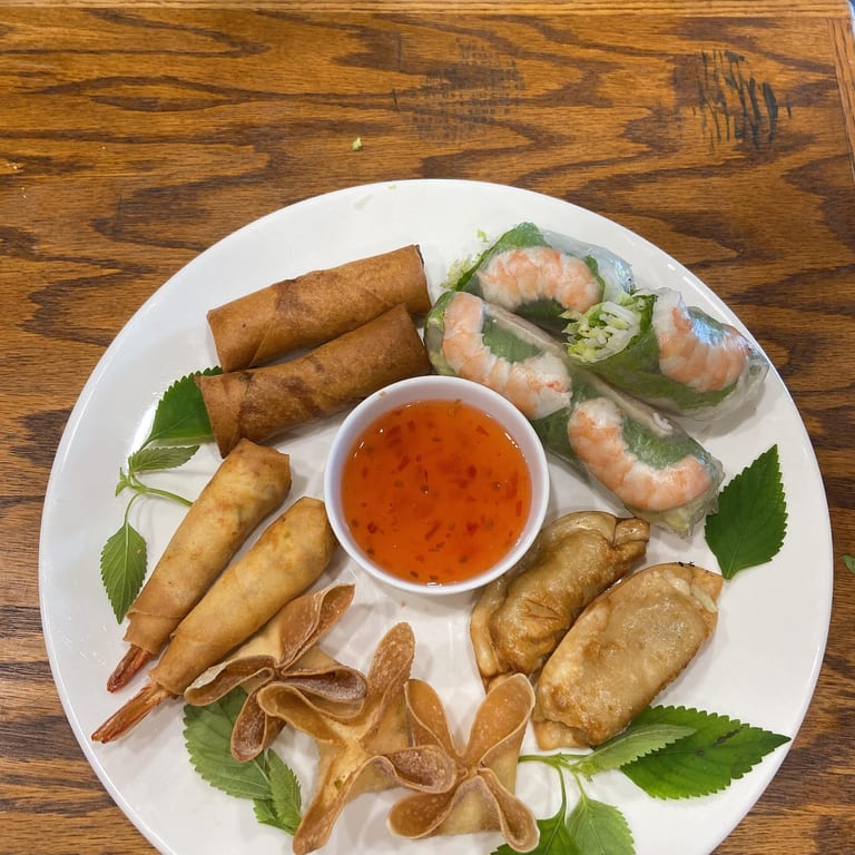 Sticky Rice Delights: Vietnamese and Asian Favorites